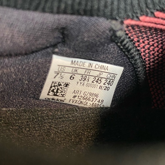 Adidas UltraBOOST DNA Slip-On Primeblue Running Sneakers from Finish Line Sz 7.5 - Picture 11 of 13